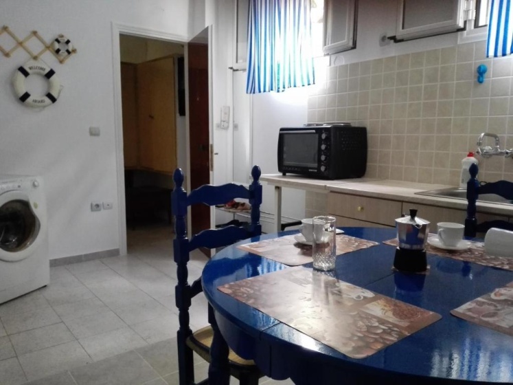 Cosy Apartment Pinotsi — отель в Афины, Греция