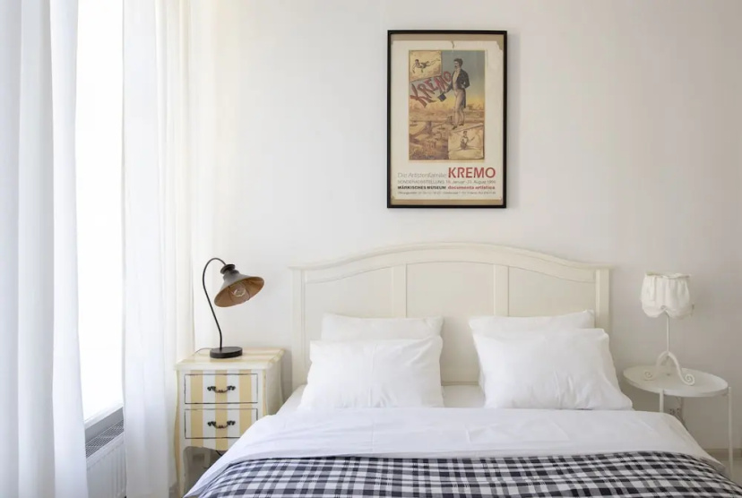Цены на City Of Rivers Kutuzova 2 rooms в Санкт-Петербурге