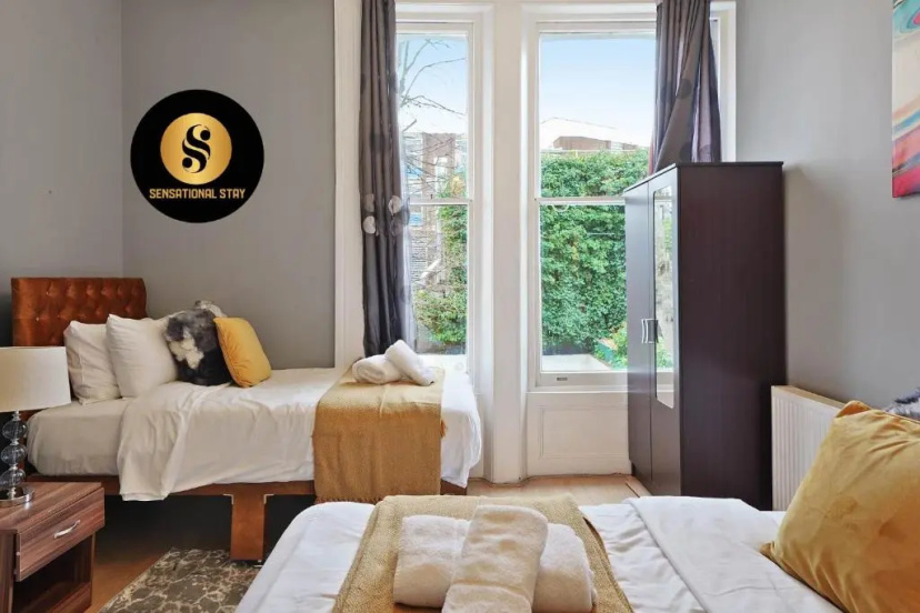 2 Bedroom Apt at Sensational Stay Serviced Accommodation - Kilburn High Road — отель с удобствами в Лондоне