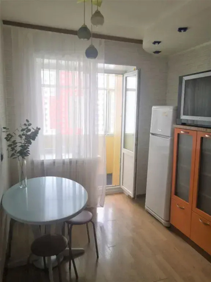 Sweet room (Svit rum) na ulice Maakovskogo 9 — забронировать отель в Сургуте