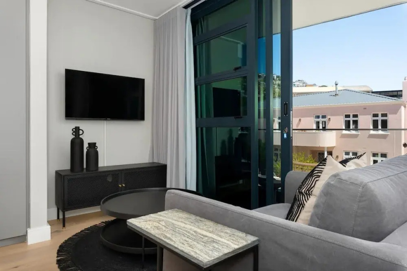 Central Secure Modern Studio w Views Bantry Pad — отель с удобствами в Кейптауне