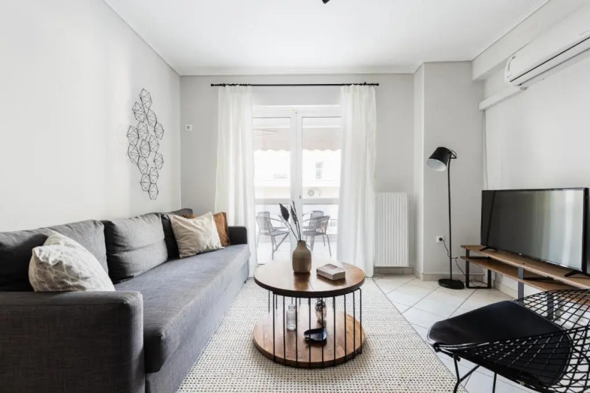 Ideal 1 BR Apartment in Petralona by UPSTREET — отель с удобным расположением в Афины