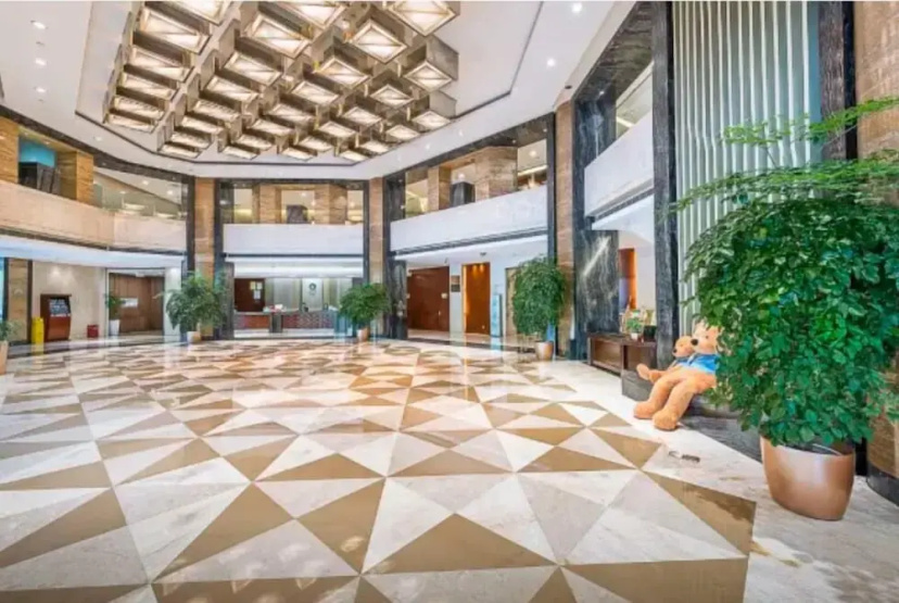 Haiwaihai Holiday Hotel — отель с удобным расположением в Ханчжоу