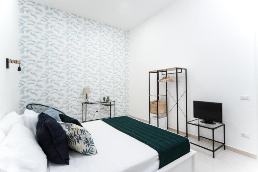 Цены на La Cupoletta Apartment - Naples Centre в Неаполе