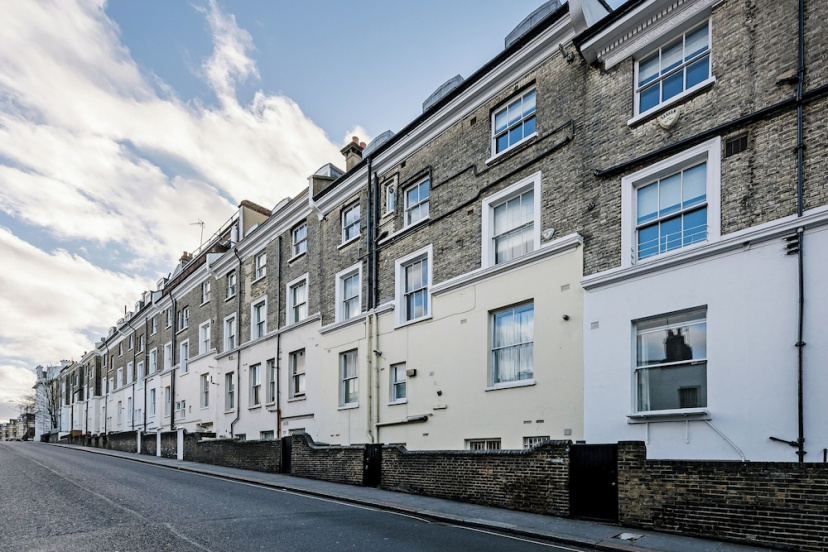 Kensington - 1-bed Apartment - Sleeps 4 - Wifi — отель с удобным расположением в Лондоне