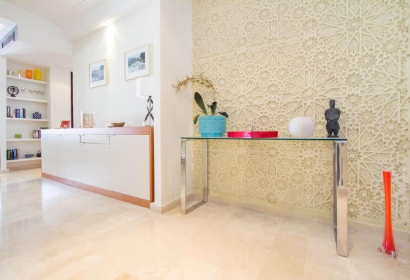 Luxurious apartment, European Quality — отель с удобным расположением в Касабланке