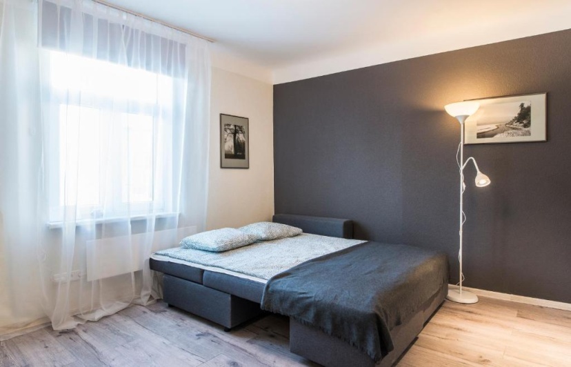 Old town 5 min. 4 can stay! Free parking. Self check in/out. — отель с удобным расположением в риге