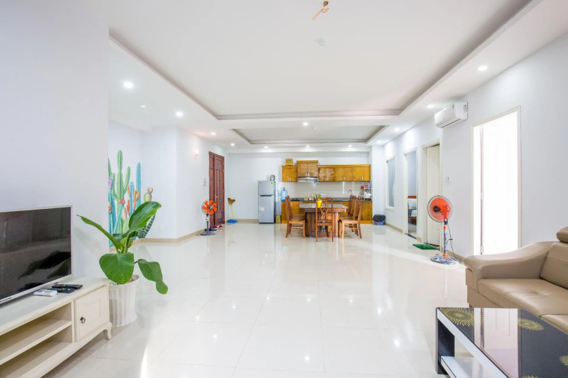 Pooh House 11 - Back Beach 2br apartment — отель в Хошимине, Вьетнам