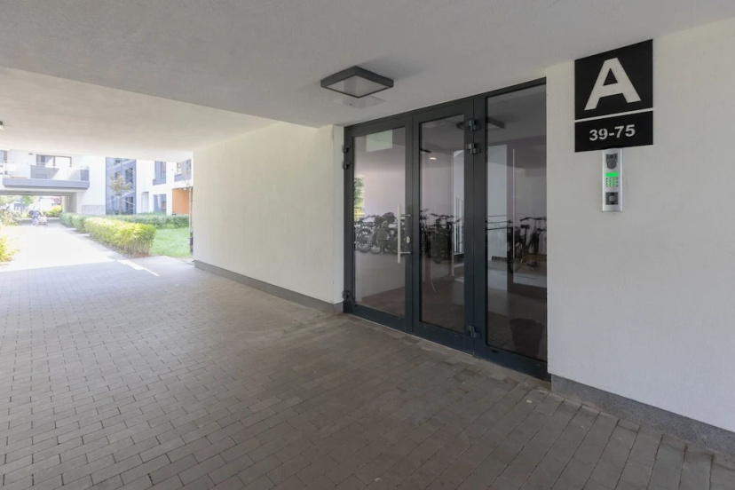Sarmacka Apartment Wilanow by Renters — забронировать отель в Варшаве