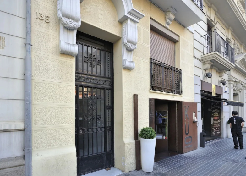 Apartamento Mirall — забронировать отель в Барселоне