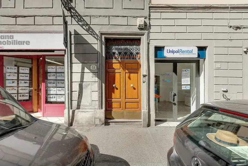 Mamo Florence - Borgo Apartment — комфортный отель в Флоренции