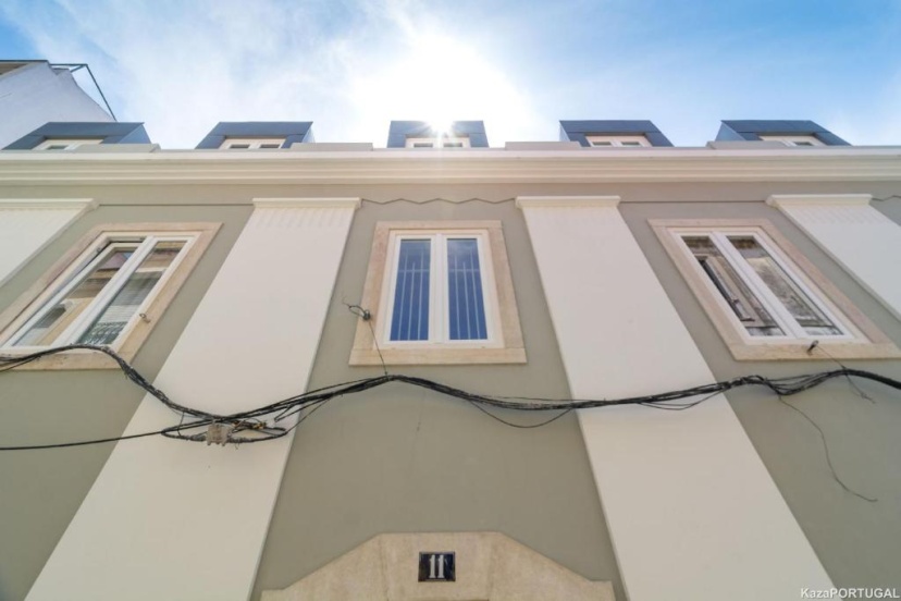 Cardal Deluxe Apartment 4 — отель в Лиссабоне, Португалия