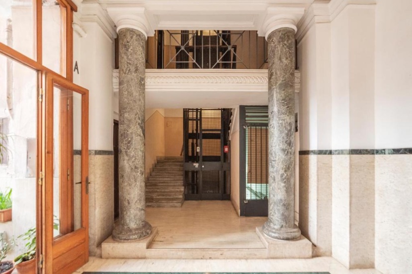 Цены на Porta Pia & Villa Torlonia Apartment with Balcony в Риме