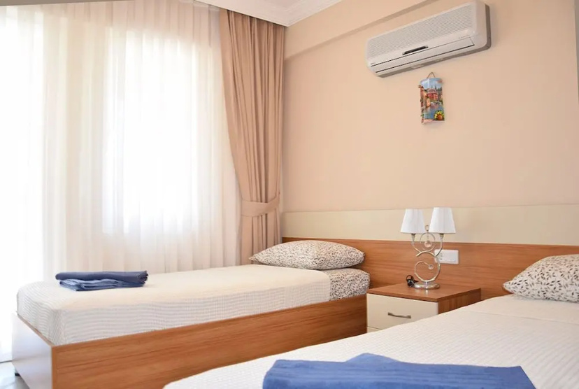 Thera Apartments 8 — отель с удобствами в Олюдениз