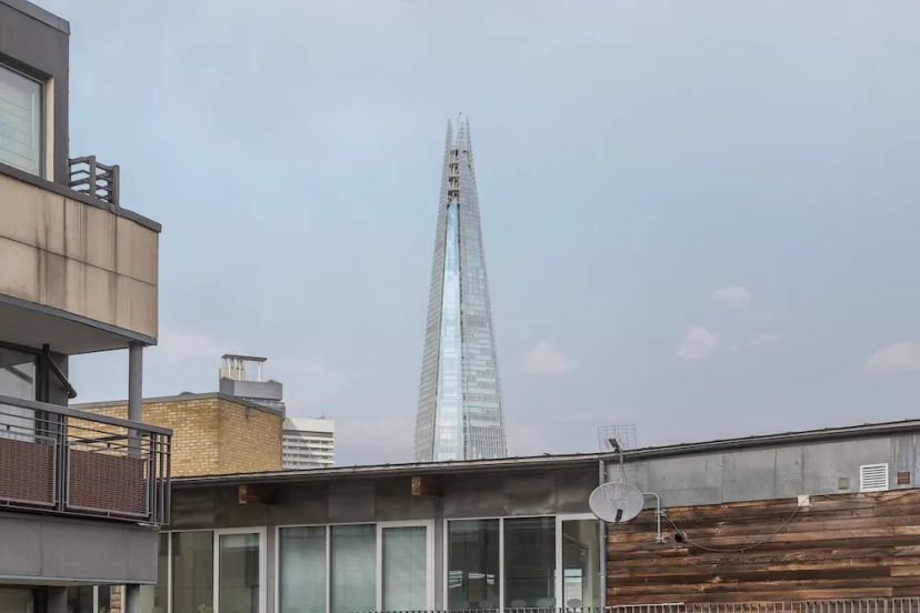 Spacious Flat With View of the Shard — отель с удобствами в Лондоне