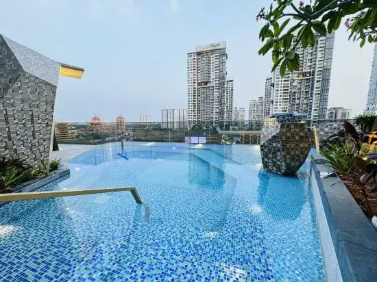 The Lumiere Riverside Luxury Suite 4 — отель в Хошимине, Вьетнам