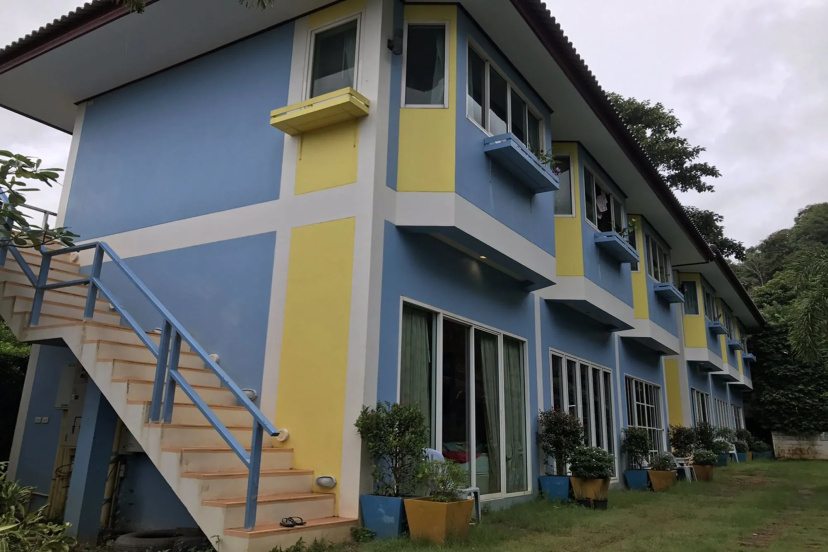 Arunee Resort Koh Chang — отель с удобствами в Чанге