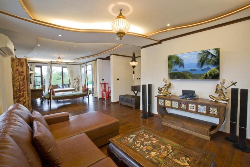 Цены на Royal Majestic Grand Thai Villa в Кохе
