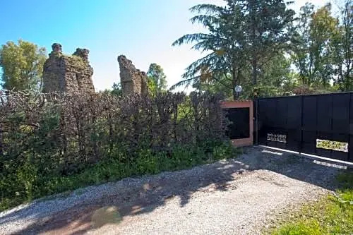 La Villa Delle Rose — отель с удобным расположением в Риме