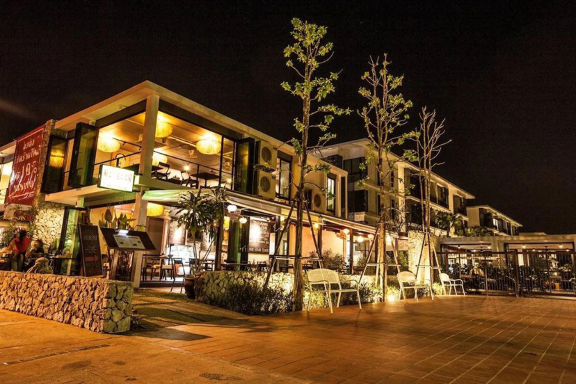 The Title Beach Front — отель в удобной локации в Пхукете