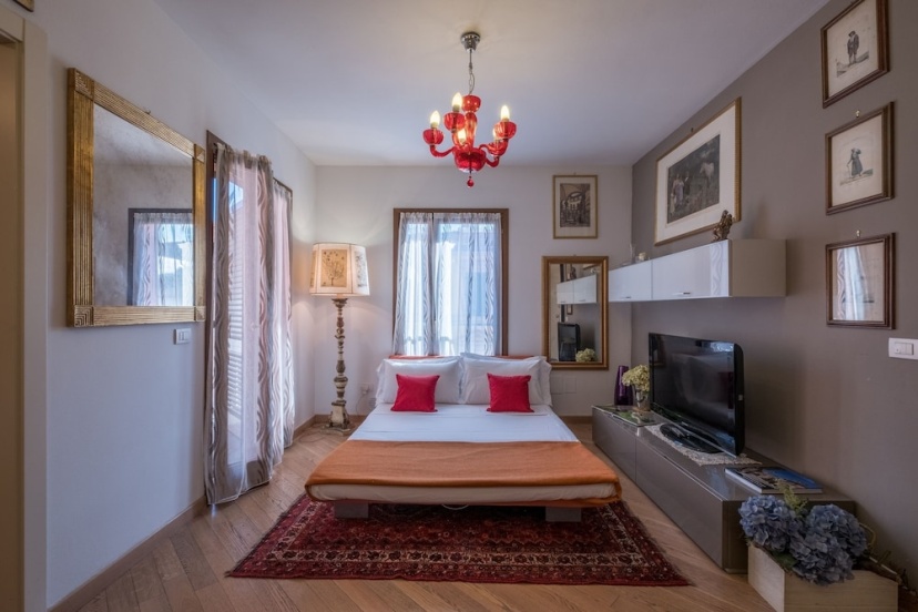 Ghirlandaio Apartment — отель с удобным расположением в Флоренции