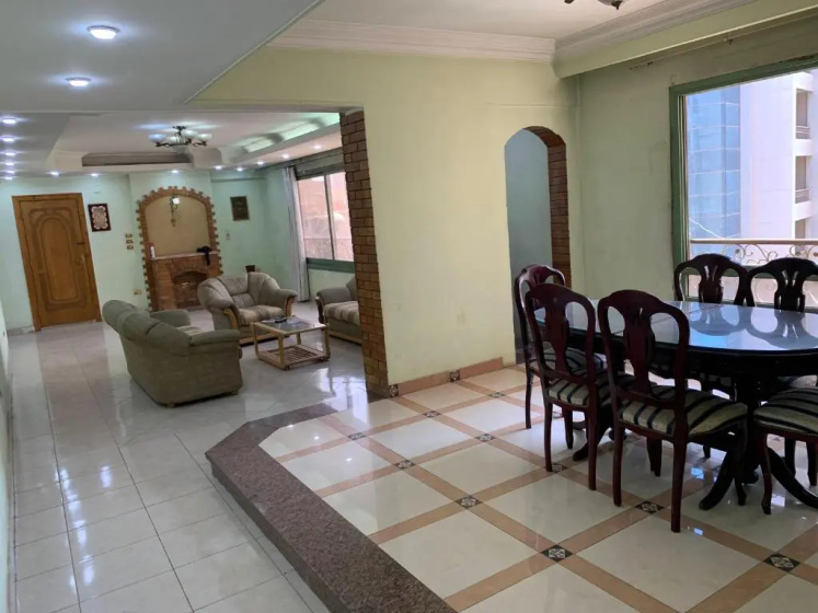 Lovely 2 bedroom holiday apartment with Nile view — отель в Каире, Египет