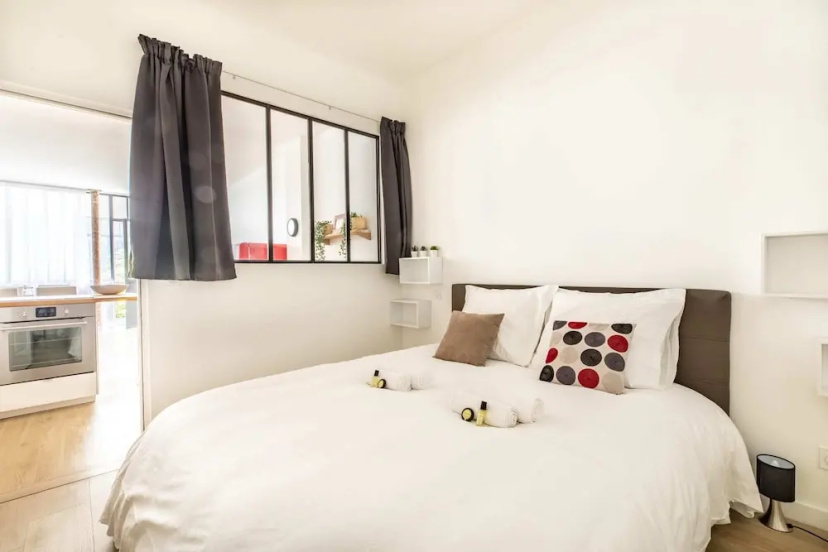 Cozy 2bedroom Apartment in Paris - Bastille — отель с удобным расположением в Париже