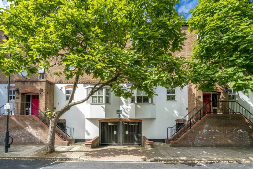 JOIVY Splendid 2 Bed Apartment Close To Vauxhall Tube — отзывы гостей и цены