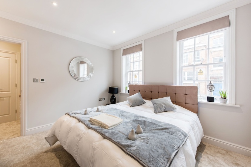 No 15 Luxury New Duplex Apartment — отель с удобным расположением в Лондоне