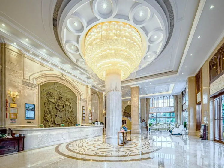Vienna International Hotel (Guangzhou North Station Xinya Street) — отель в Гуанчжоу для отдыха