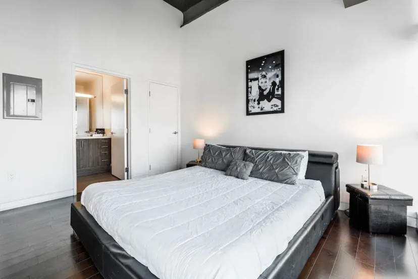 1br Furnished Apartment In Hollywood - Walk Of Fame 1 Bedroom Apts by RedAwning — отель в Лос-Анджелесе, Соединенные Штаты Америки