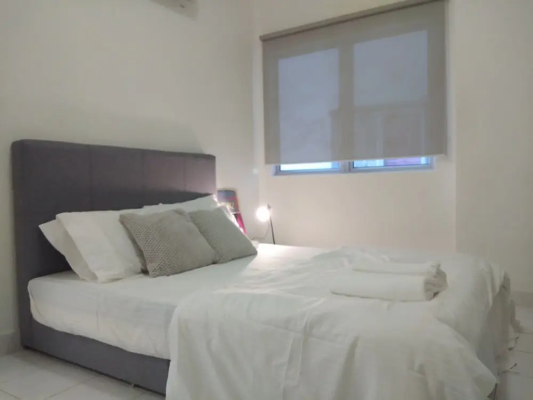 Plaza Manjalara with 2 bedrooms — комфортный отель в Куала-Лумпуре