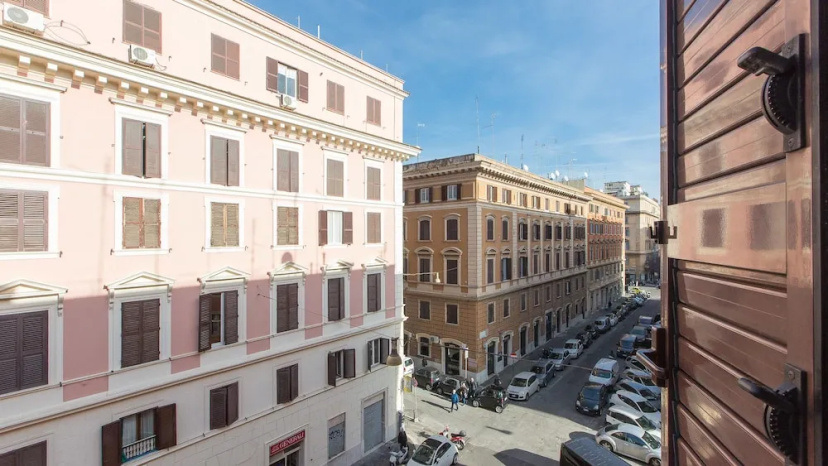 Rental In Rome Vatican Deluxe Apartment — отель с удобствами в Риме