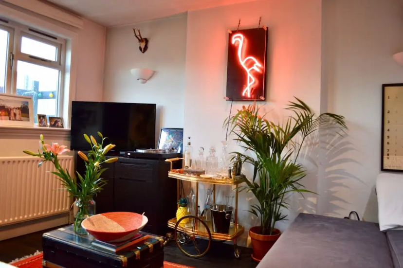 2 Bedroom Apartment In Belsize Park — отель с удобным расположением в Лондоне