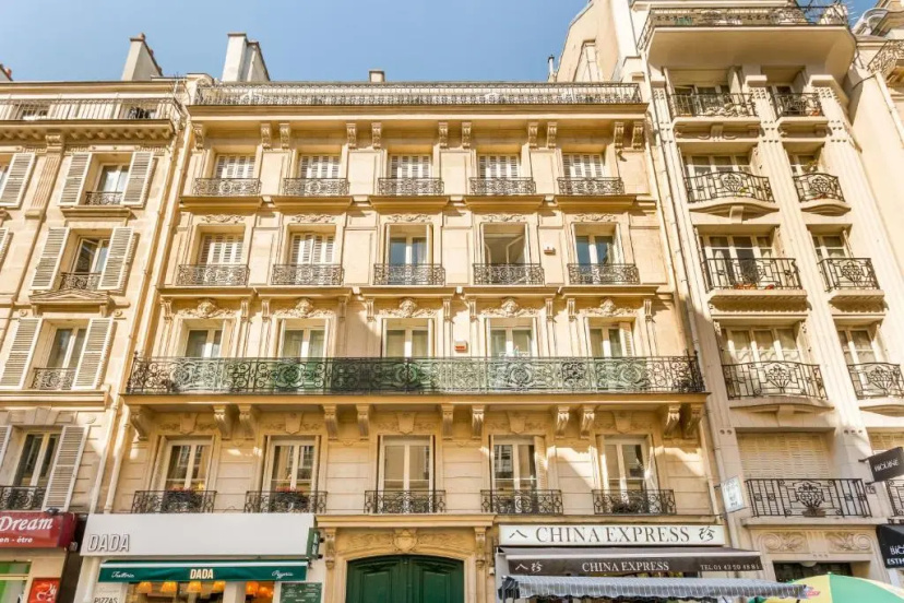 Цены на Luxury 2 Bedroom 2,5 Bathroom Apartment - Champs Elysees в Париже
