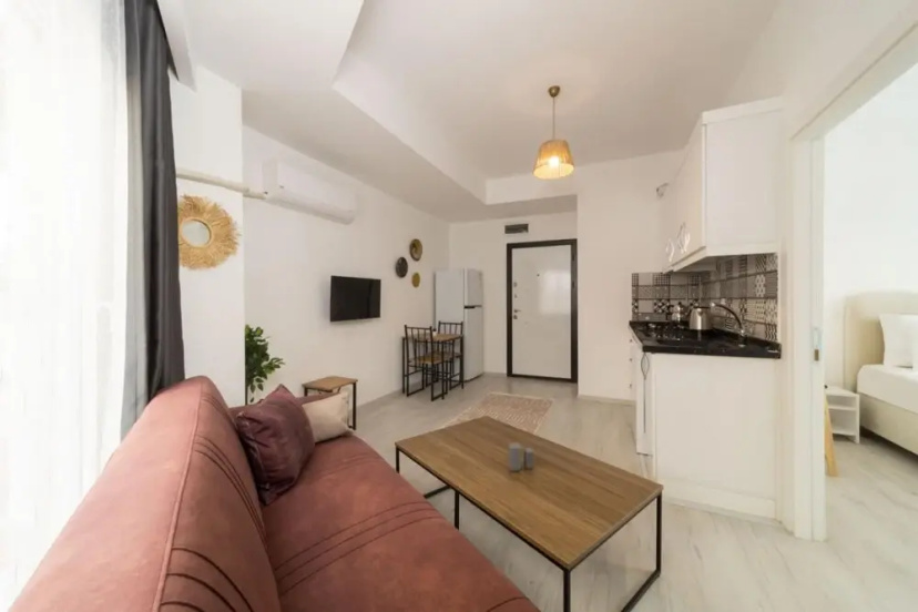 Цены на Cozy and Modern Apartment in Muratpasa Antalya в Анталье