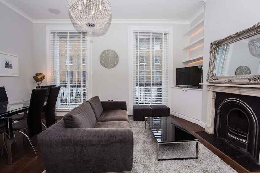 Luxurious 4 Bedroom Flat by Baker Street — отель с удобствами в Лондоне
