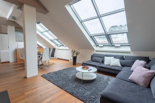 Цены на Ce Apartment Wenceslas Sq в Праге