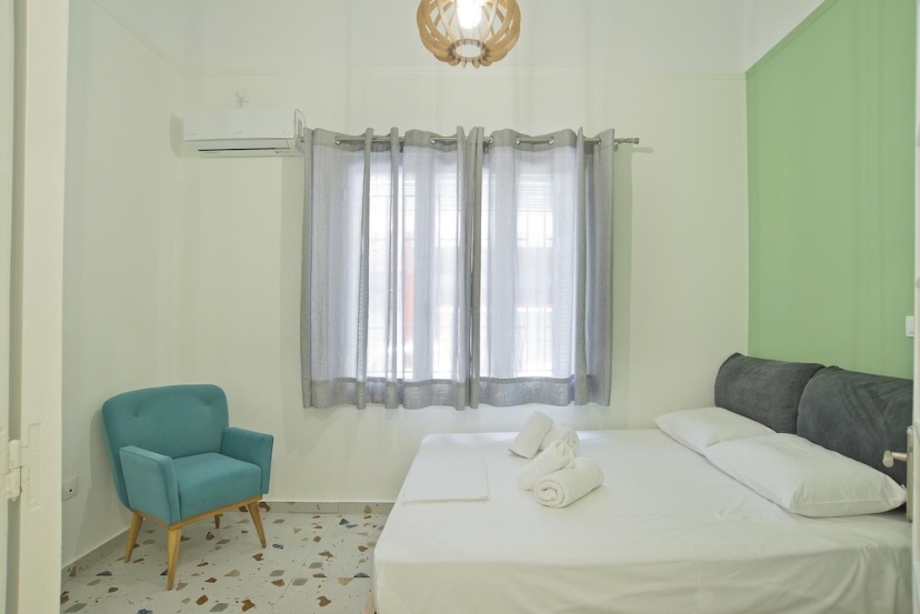 Aristea in Athens With 2 Bedrooms and 1 Bathrooms — комфортный отель в Афины