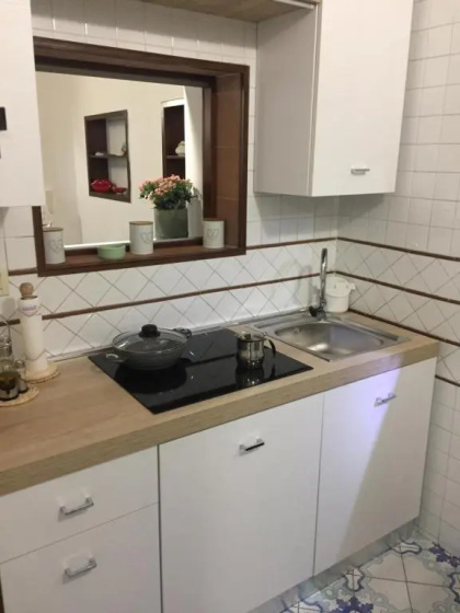 Plebiscito Apartament By Ele — отель с удобным расположением в Неаполе
