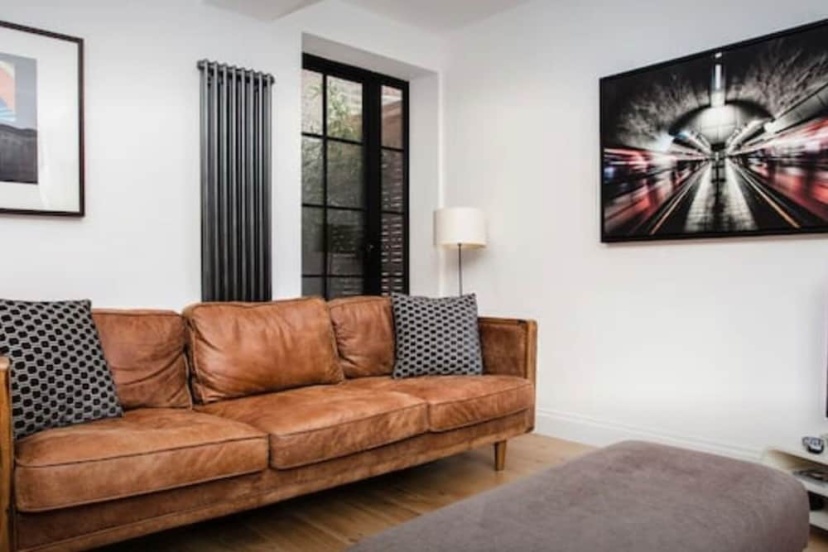 Stylish Newly Refurbished 2 Bedroom Flat With Terrace — отель в Лондоне, Соединенное Королевство