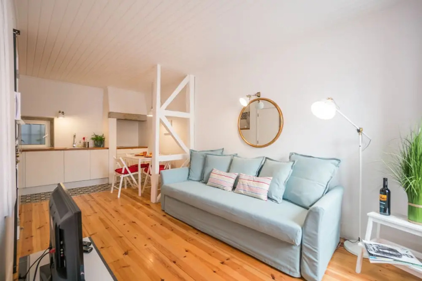 Rose Duplex Apartment 5D — отель с удобствами в Лиссабоне