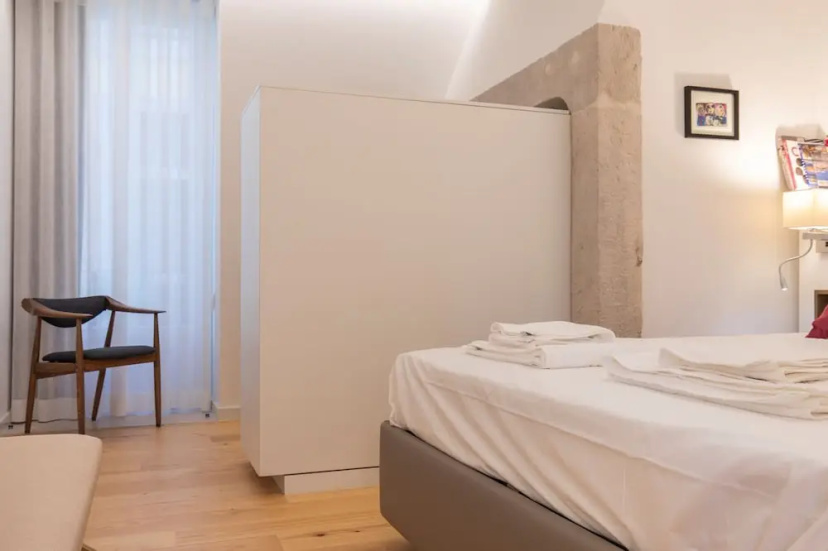 Trendy & Classic 2 Bedroom Apartment 3 — отель в Лиссабоне, Португалия