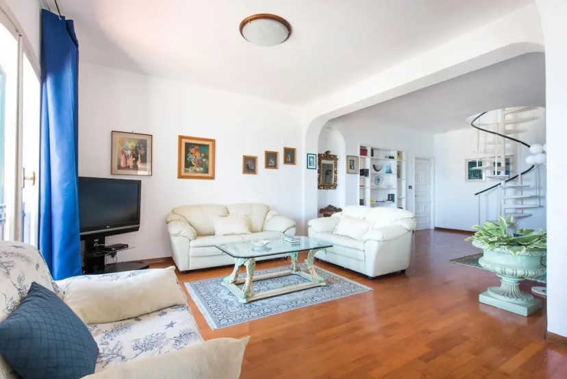 Casa con Terrazza all Addaura by Wonderful Italy — забронировать отель в Палермо