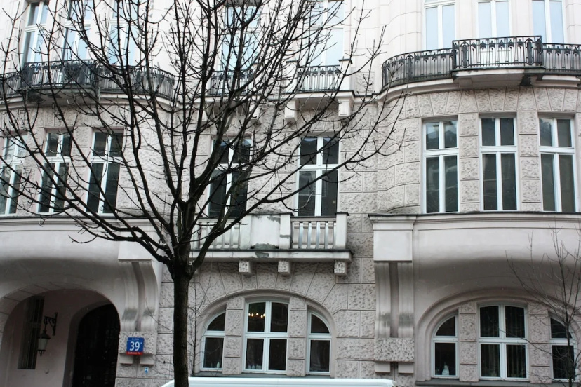 P&O Apartments Hoza Studio — отель с удобным расположением в Варшаве