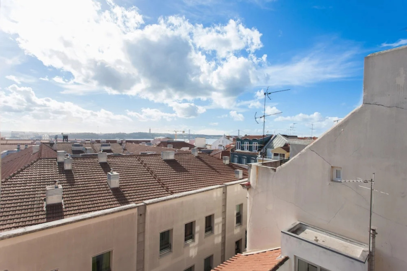Casa Atalaia by All In Lisbon — отель с удобствами в Лиссабоне