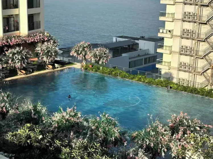 Goldcoast Premium Beachfront Apartment 4 — отель в Нячанге, Вьетнам