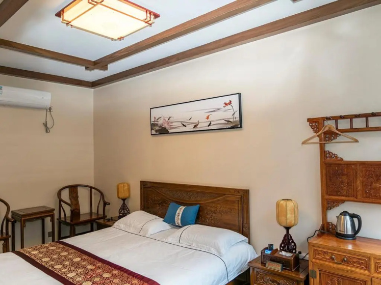 Цены на Dong Li Guest House в Пекине
