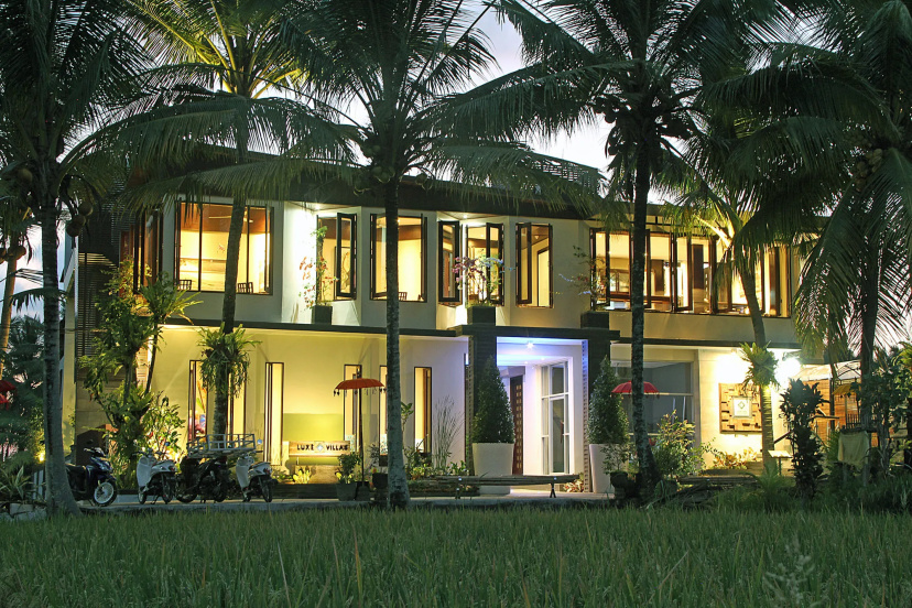 Сравните цены на The Luxe Ubud в Убуде