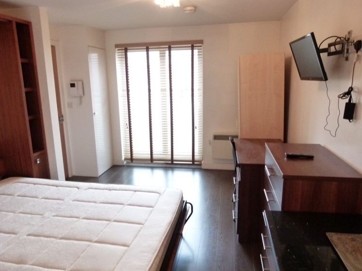 SS Property Hub - City of London Studio Apartment 9 — отель с удобствами в Лондоне